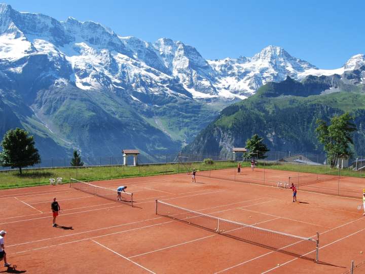 Courts de tennis extérieurs Chalet sportif