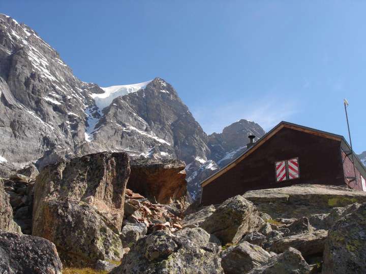 Cabane du Rottal CAS