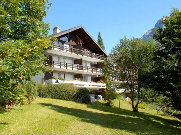 Chalet Crystal