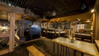 Hotel Eiger, Tächi Bar